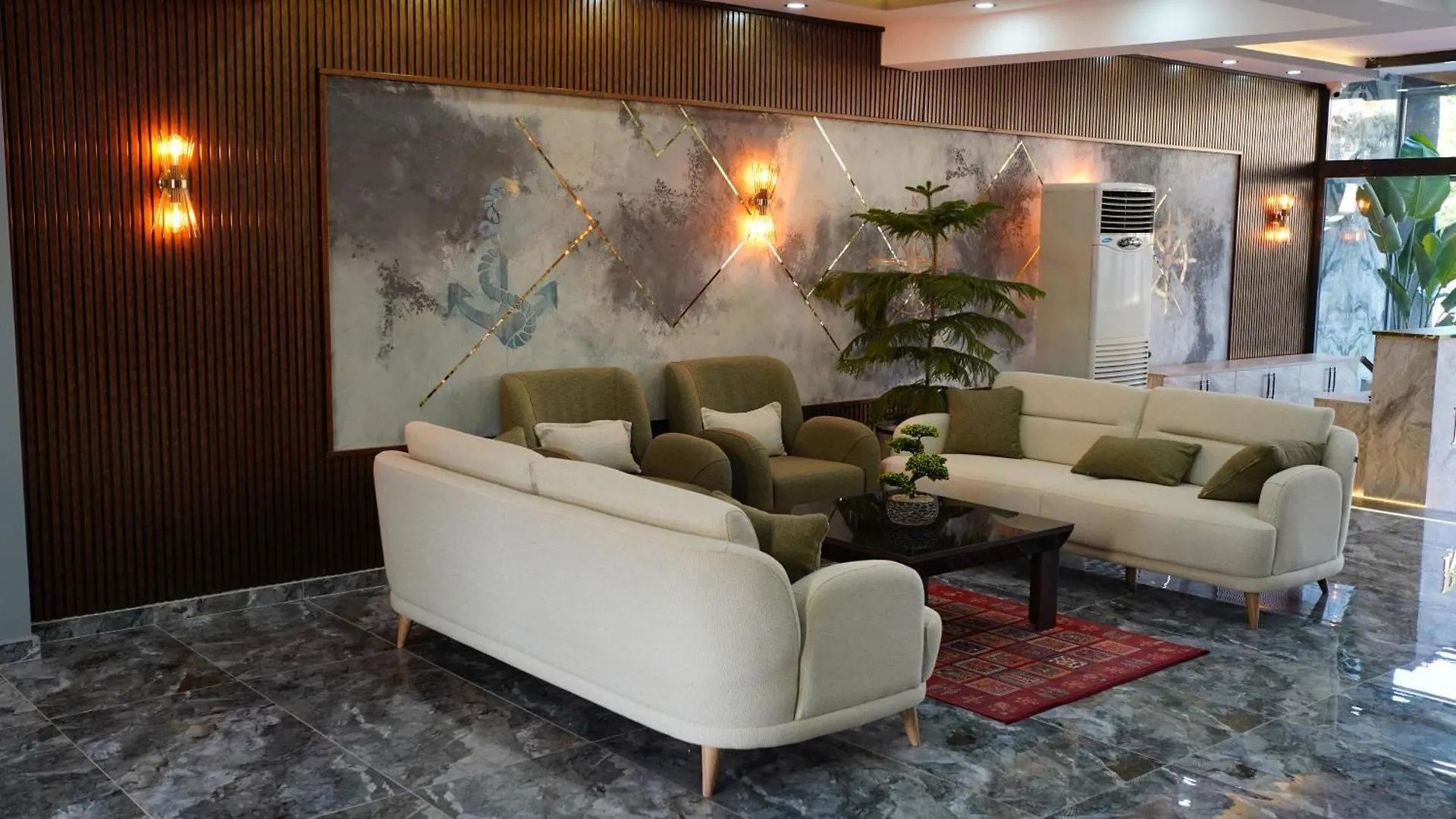 Zeus Otel Kusadası