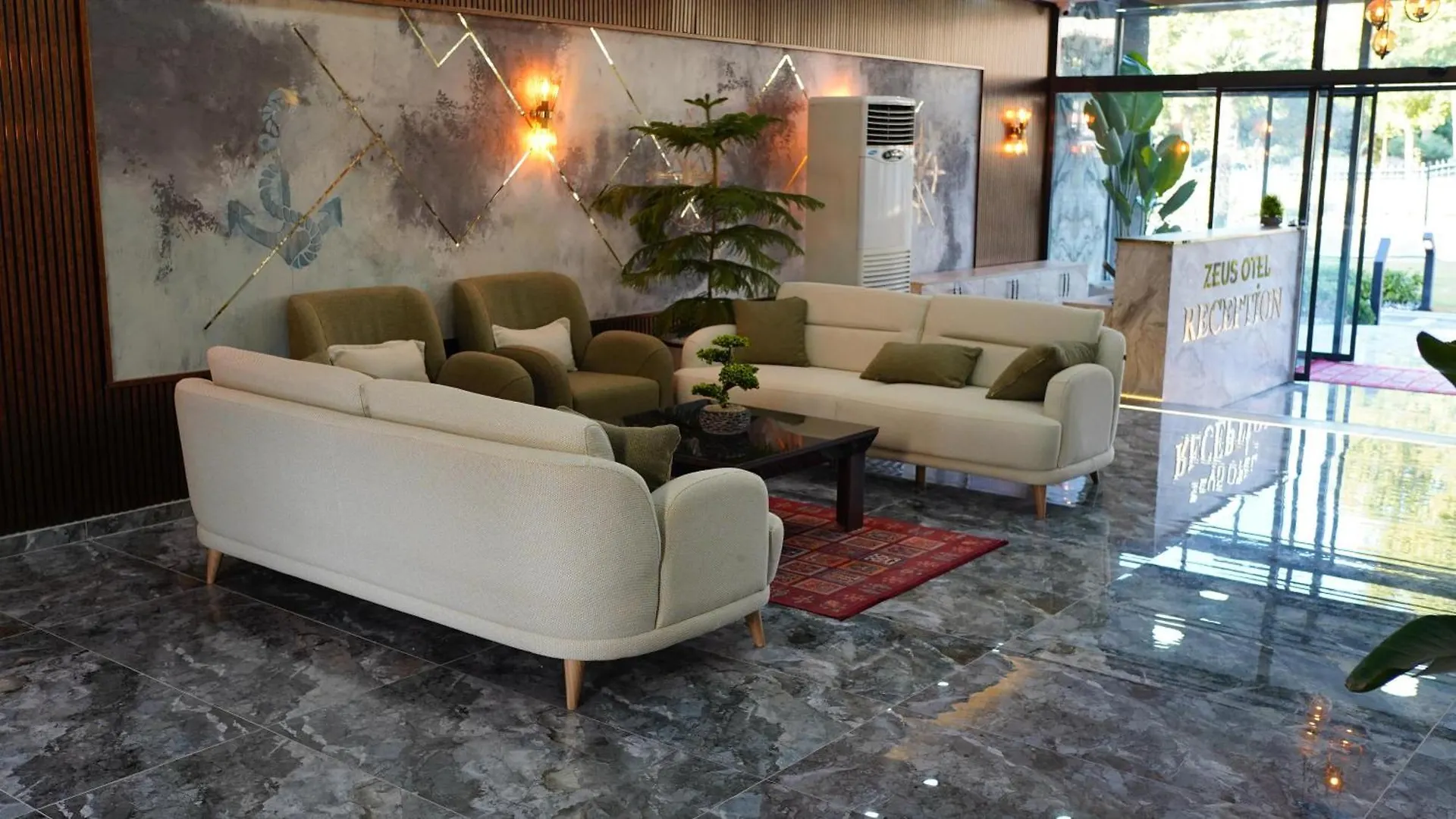 Zeus Otel Kusadası Türkei