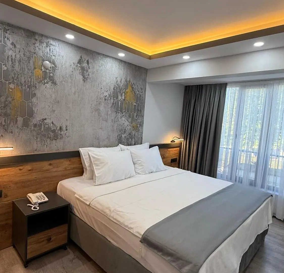 Zeus Otel Kusadası 0*,