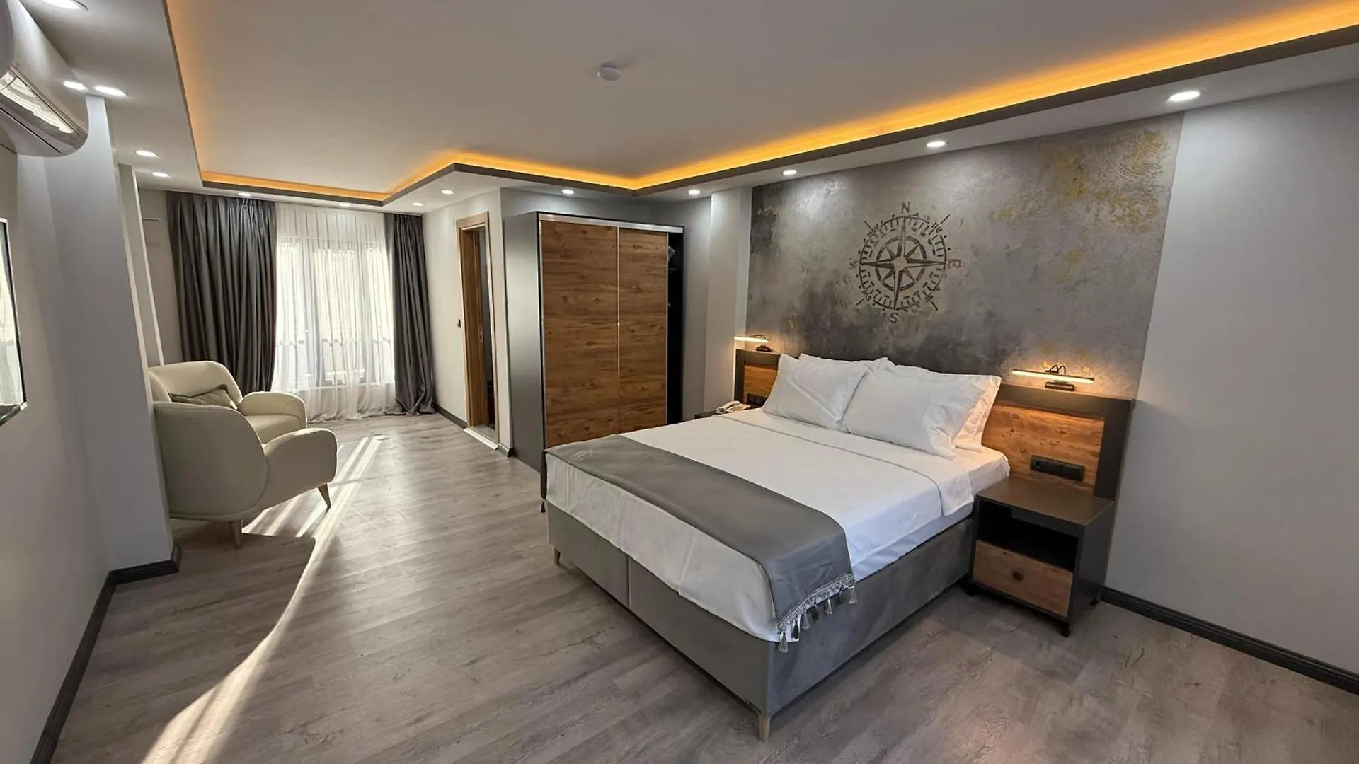 Zeus Otel Kusadası